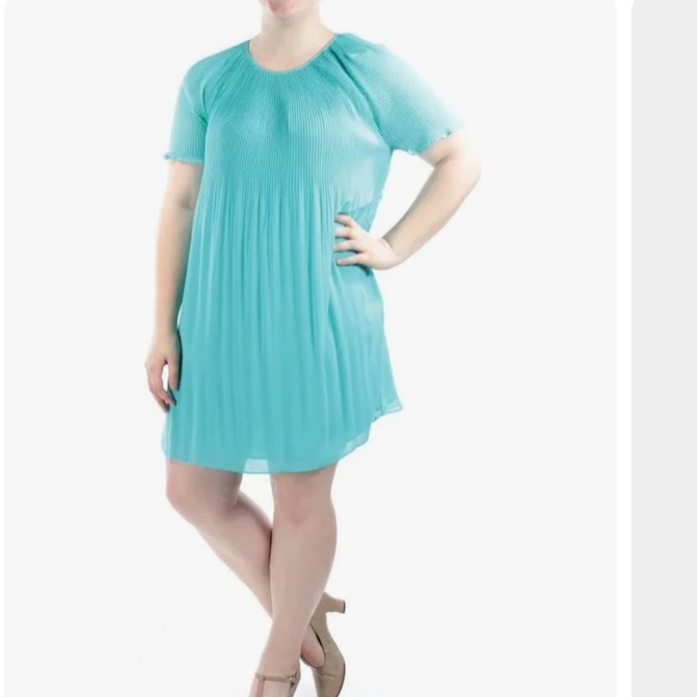 Blue Pleated Short Sleeve Dress
